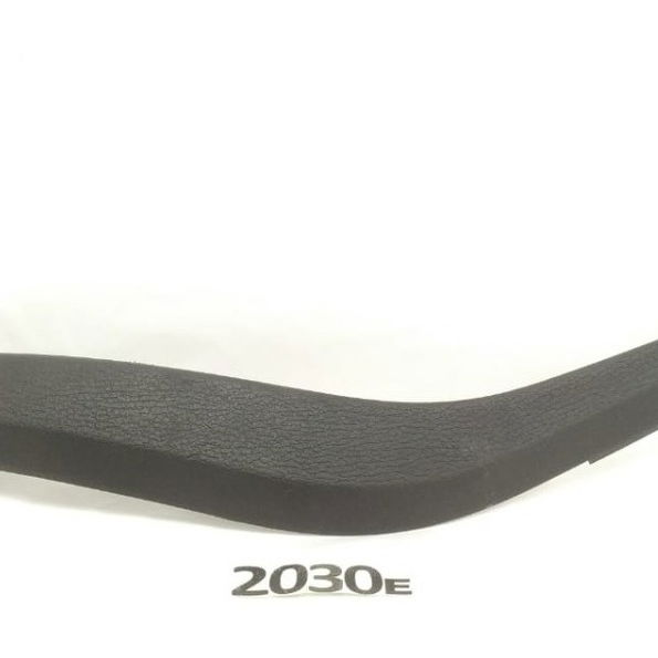 Acabamento Puxador Porta Traseira Direita  Bmw X1 2013