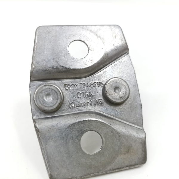 Batente Fechadura Porta Dianteira Direita Bmw X1 2012