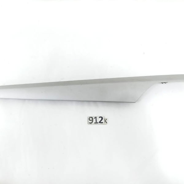 Friso Forro Porta Dianteira Esquerda Bmw X1 2012  Detalhe