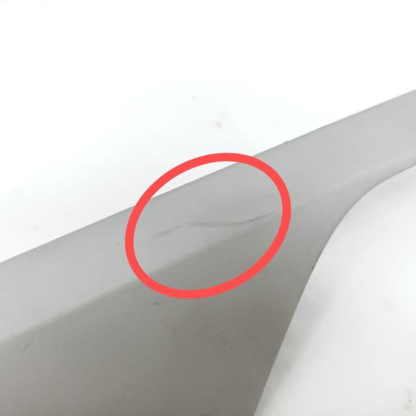 Friso Forro Porta Dianteira Esquerda Bmw X1 2012  Detalhe