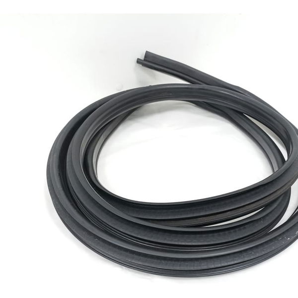 Borracha Porta Dianteira Esquerda Bmw X1 2012