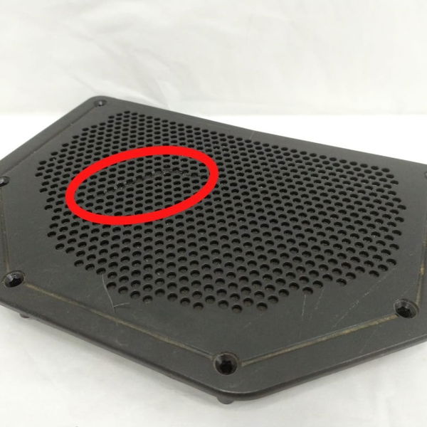 Tela Sub Woofer Detalhe Bmw X1 2013 6 925 328