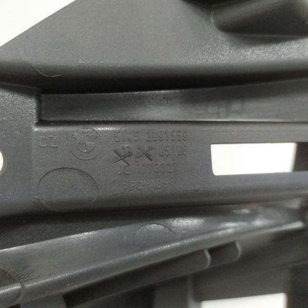 Acamamento Esquerdo Painel Detalhe Bmw X1 2013 5145991559