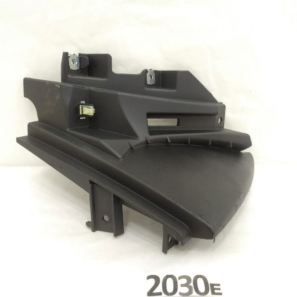Acamamento Esquerdo Painel Detalhe Bmw X1 2013 5145991559