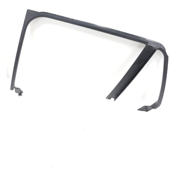 Guarnição Porta Traseira Esquerda Bmw X1 2012 2013