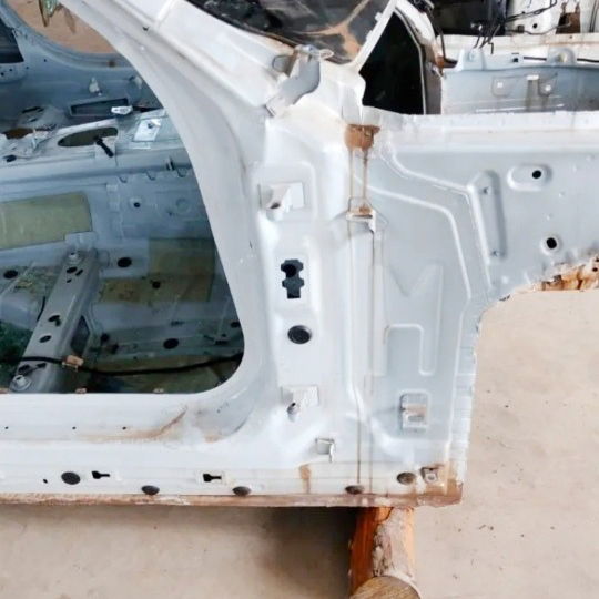 Coluna Dianteira Direita Carroceria Bmw 320i 2015 2016 