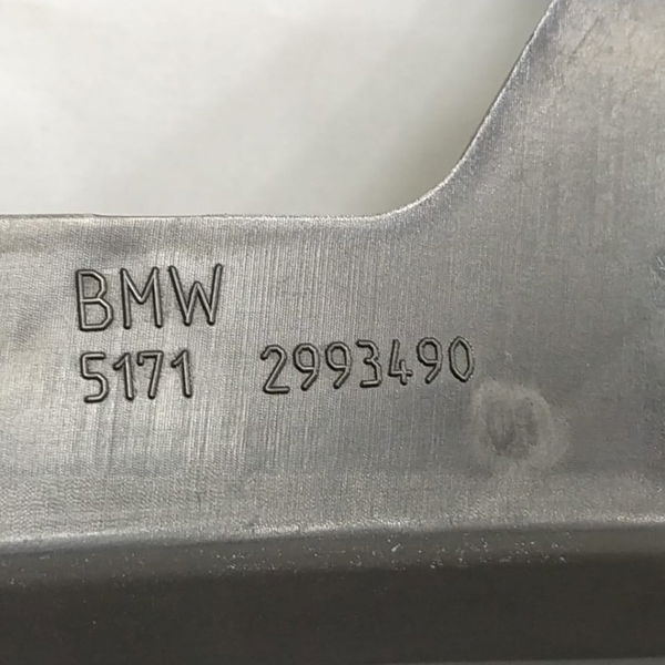 Moldura Direita Churrasqueira Bmw X1 2013  51712993490