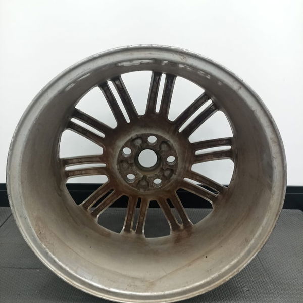 Roda Aro 20 Estepe Land Rover Discovery 4 2010 Detalhe