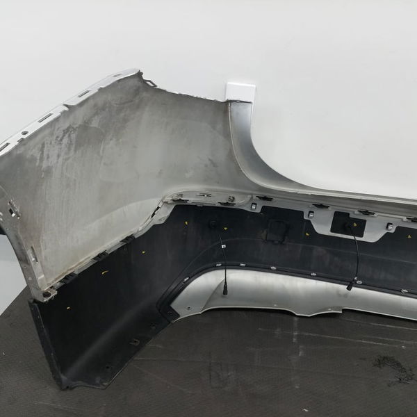 Parachoque Traseiro Bmw X1 2012 Detalhe