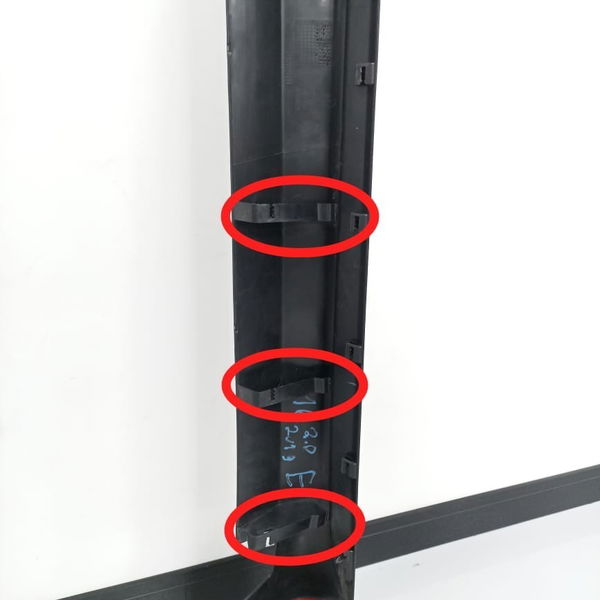Spoiler Lateral Esquerdo Jeep Compass 2.0 2019 Detalhe