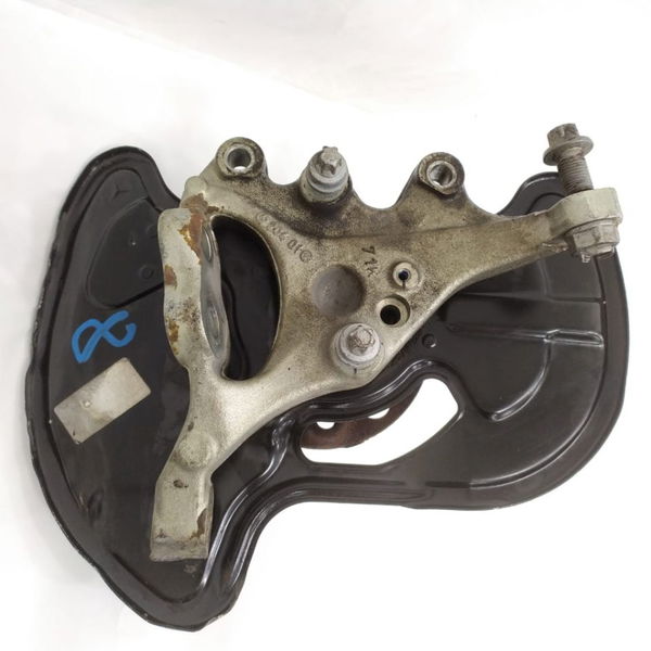 Montante Cubo Dianteiro Esquerdo Mercedes C180 2014