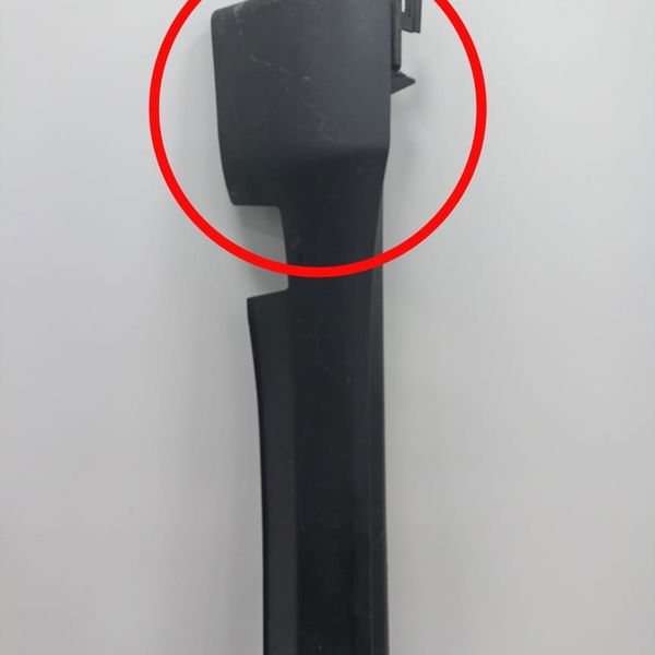 Spoiler Lateral Esquerda  Jeep Compass Flex 2017 Detalhe