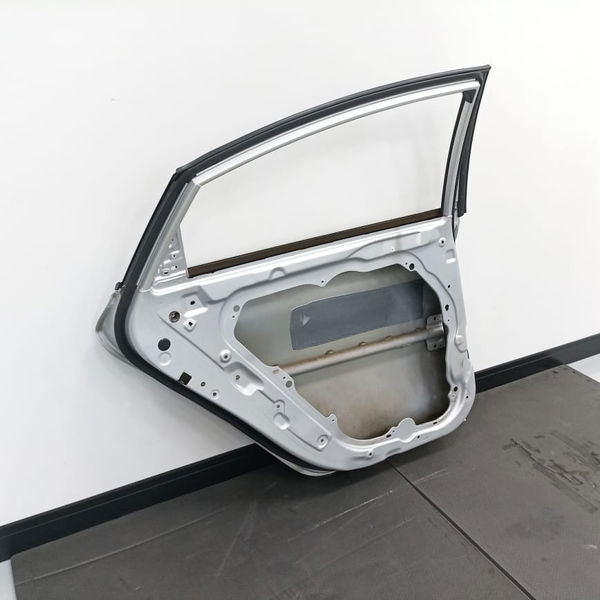 Porta Lata Traseira Esquerda Hyundai Sonata 2011