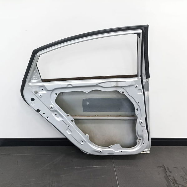 Porta Lata Traseira Esquerda Hyundai Sonata 2011
