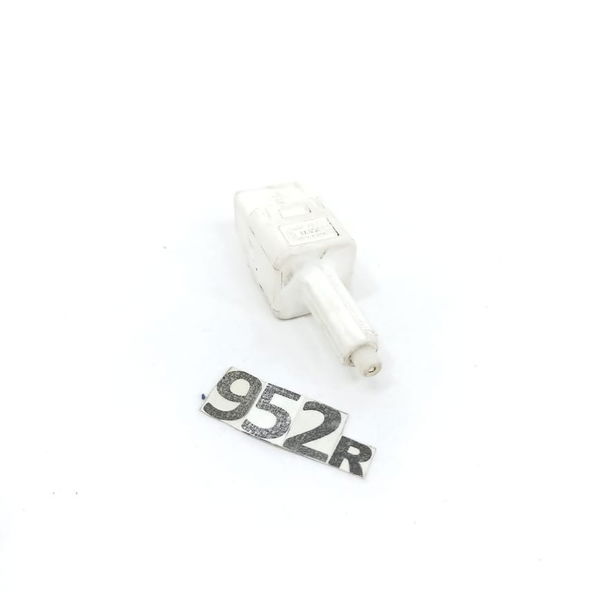 Interruptor Pedal Freio Nissan Versa 2021