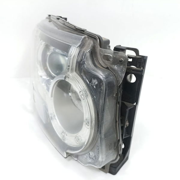 Farol Direito Discovery 4 2010 Detalhe Trocar Lente