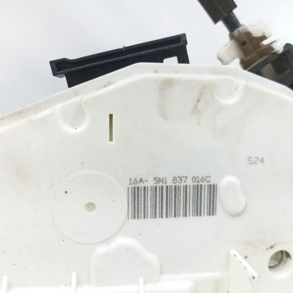 Fechadura Porta Dianteira Direita Vw Amarok 2011