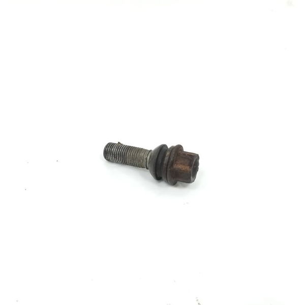 Parafuso Roda Dianteira Esquerda Vw Amarok 2011 Unidade
