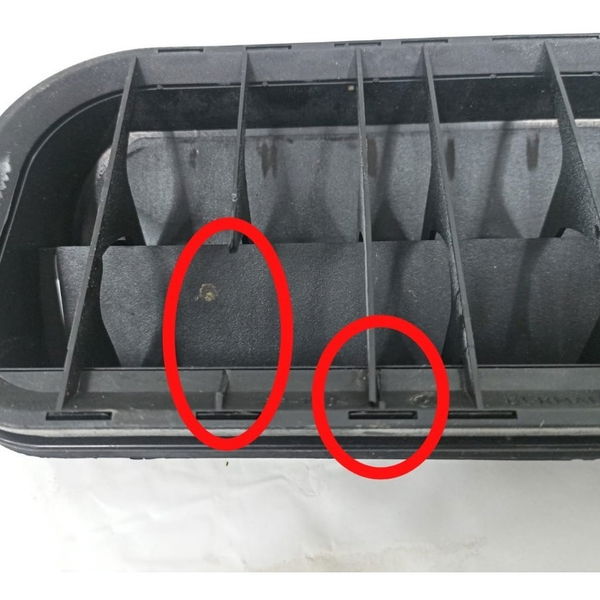 Saída Ar Carroceria Lateral Direito Vw Amarok 2011
