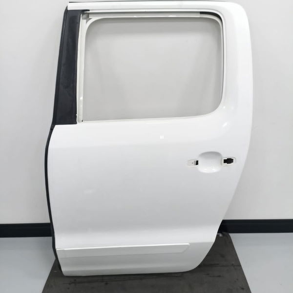 Porta Lata Traseira Esquerda Volkswagen Amarok 2011  Detalhe