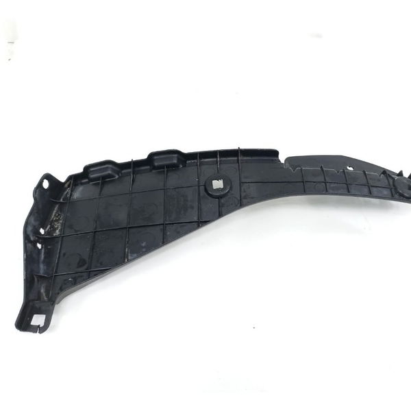 Suporte Parachoque Traseiro Esquerdo Toyota Corolla 2016