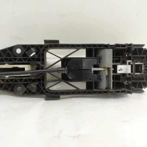 Maçaneta Externa Traseira Direita Vw Amarok 2011 Detalhe