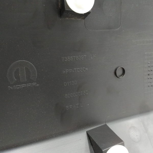 Aplique Porta Dianteira Esquerda Renegade 2022 Detalhe