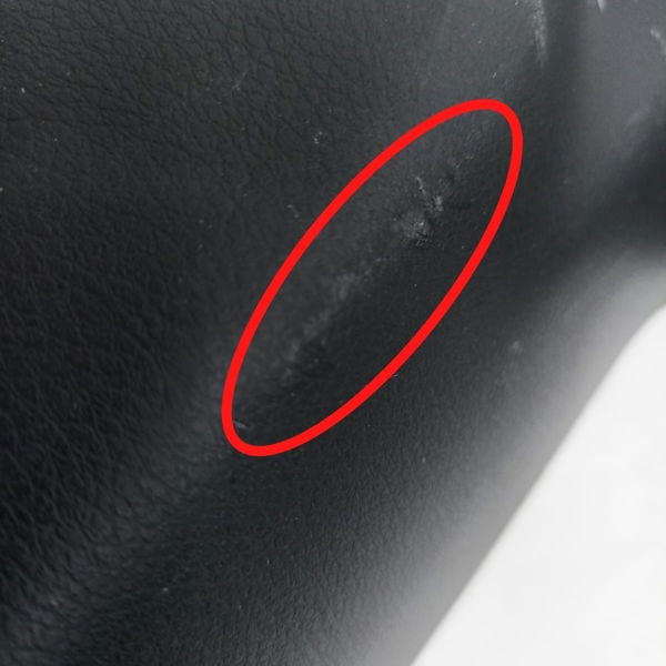 Acabamento Coluna Traseira Dir. Jeep Renegade Detalhes 2022