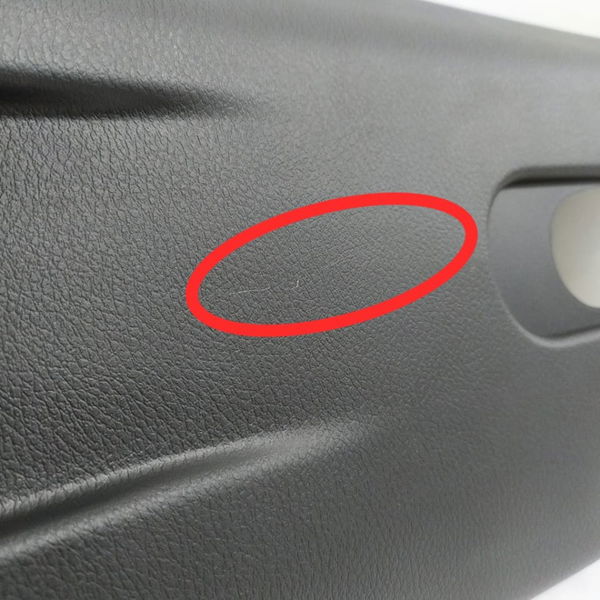 Acabamento Coluna Direita Jeep Renegade 2022 Detalhe