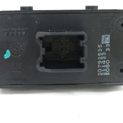 Botão Vidro Porta Traseira Direita Gm Tracker 2015