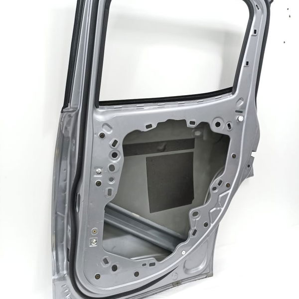 Porta Lata Traseira Direita Jeep Renegade 2022 Detalhe