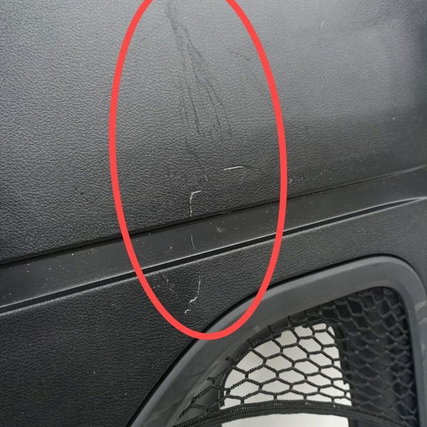 Forro Esquerdo Porta Malas Jeep Renegade 2022  Detalhe