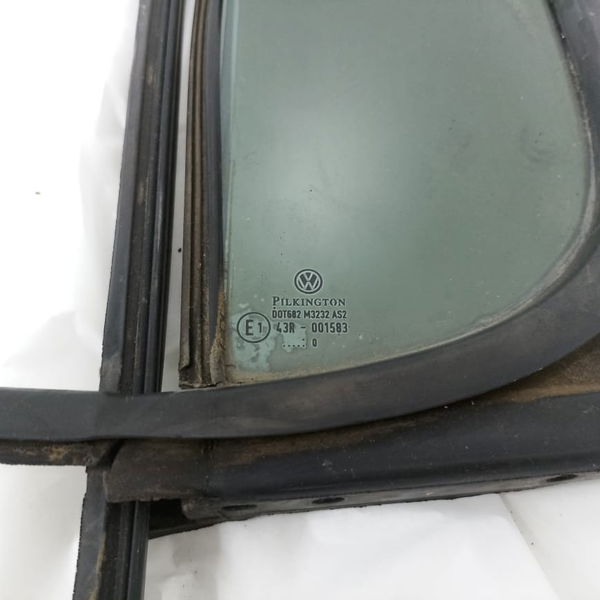 Vidro Fixo Porta Traseira Esquerda Vw Amarok 2011