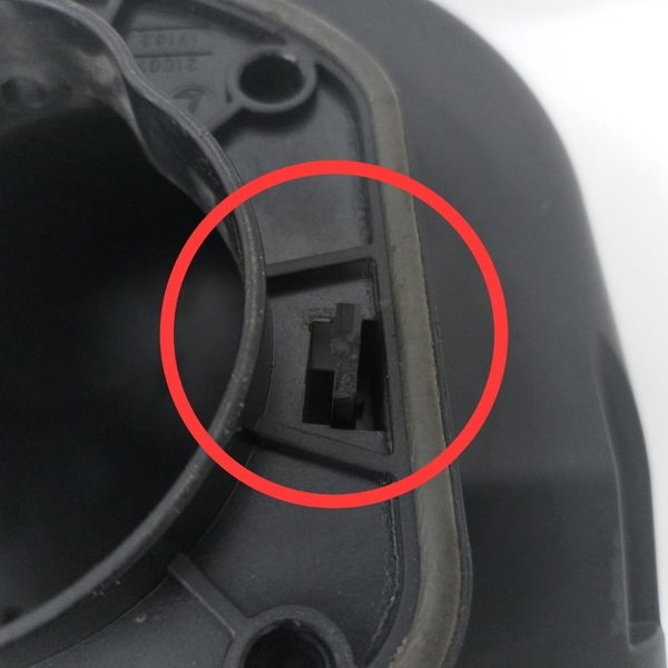 Suporte Da Caixa Fusíveis Com Detalhe Bmw 316i 2014 100085