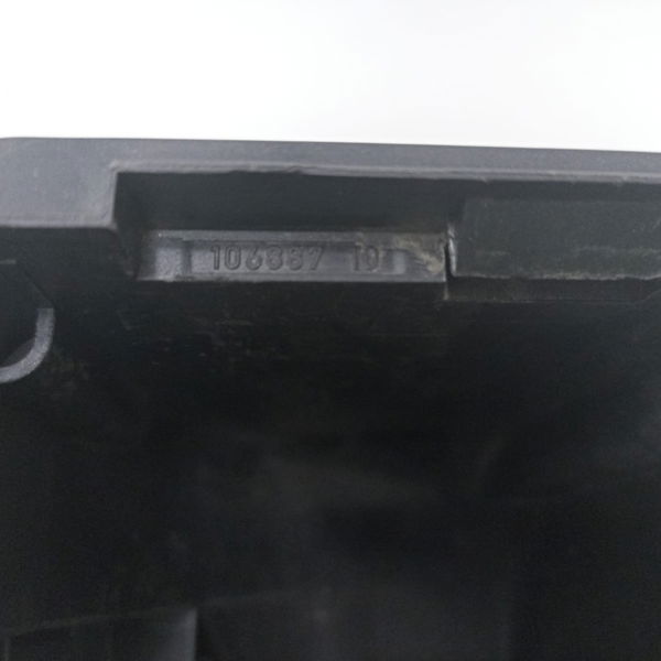 Suporte Da Caixa Fusíveis Com Detalhe Bmw 316i 2014 100085