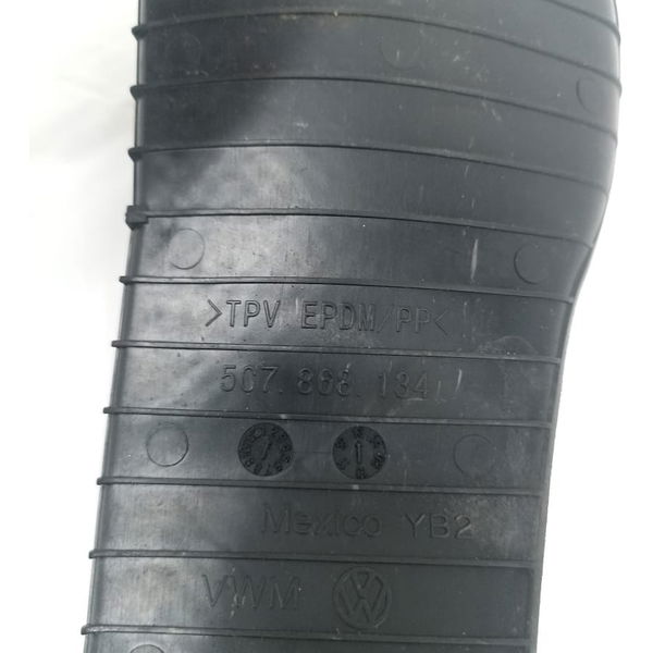 Borracha Forro Porta Dianteira Direita Vw Jetta 2013