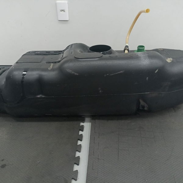 Tanque Combustível Vw Amarok 2011 2h0201085e