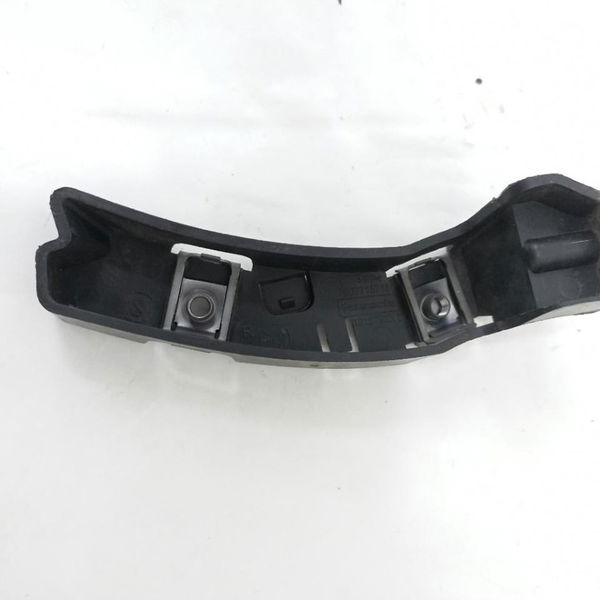 Guia Parachoque Dianteiro Direito Peugeot 208 2014
