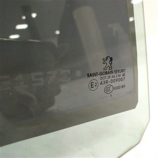 Vidro Porta Traseira Direita Peugeot 3008 2014