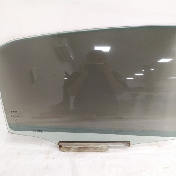 Vidro Porta Traseira Direita Toyota Corolla 2015
