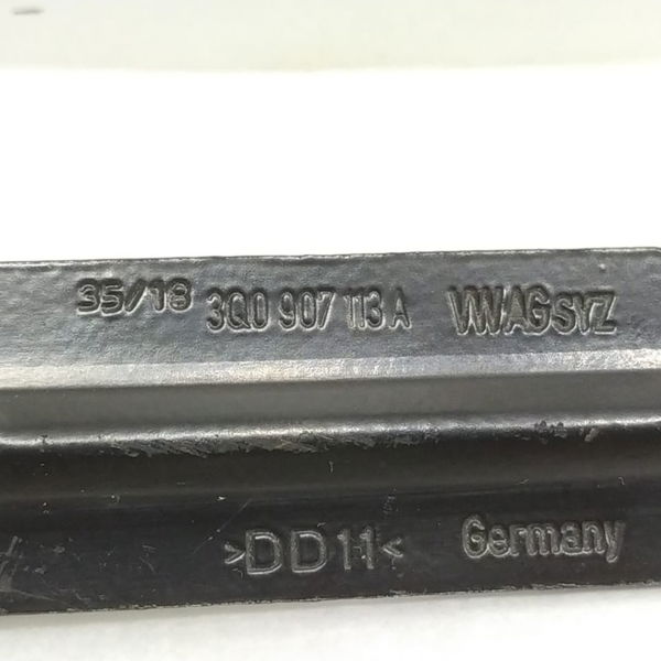 Suporte Da Bateria Vw Golf Gti 2019 3q0907113a