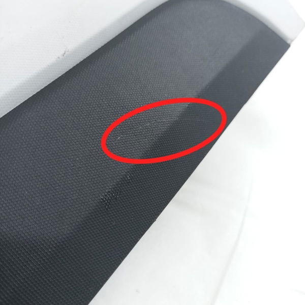 Acabamento Coluna Esquerda Renegade 2022 Detalhe
