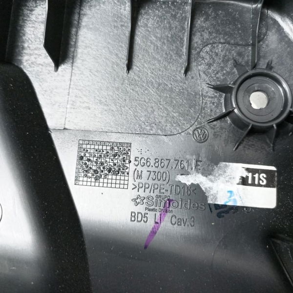 Acabamento Superior Esquerdo Porta Malas Golf Gti 2019