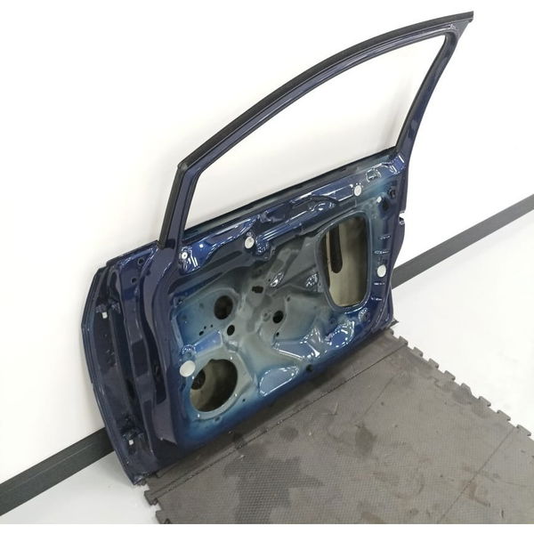 Porta Lata Dianteira Direita Vw Golf Gti 2019 Detalhe
