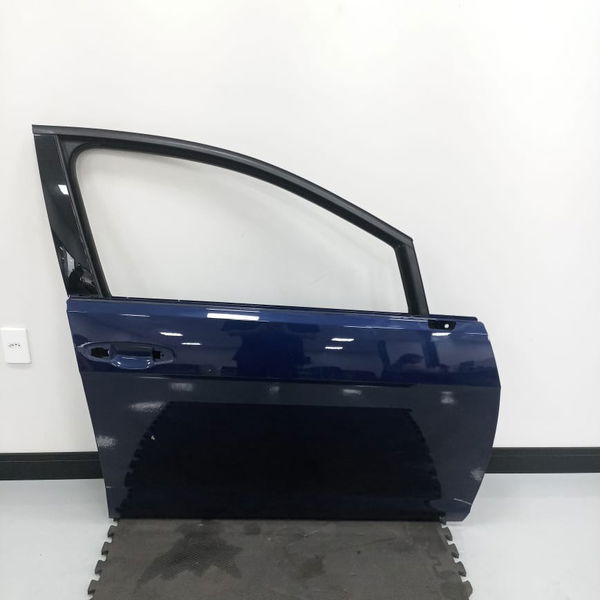 Porta Lata Dianteira Direita Vw Golf Gti 2019 Detalhe