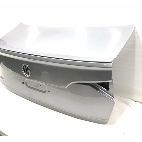 Tampa Traseira Lata Vw Jetta Gli 2020 Detalhe