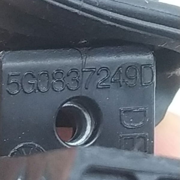 Limitador Porta Dianteira Esquerda Vw Golf Gti 2019
