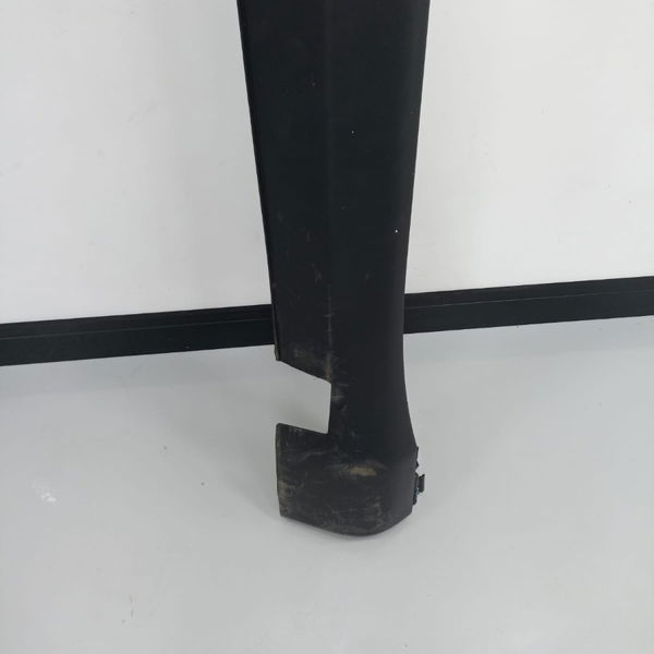 Spoiler Lateral Direito Jeep Compass Flex 2020 N1 Detalhe
