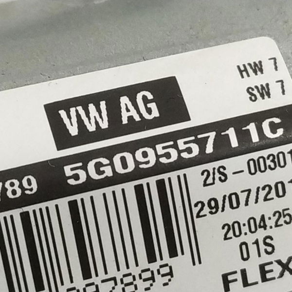 Motor C/ Limpador Vigia Traseiro Vw Golf Gti 2019