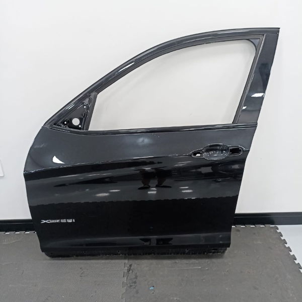 Porta Lata Dianteira Esquerda Bmw X4 2017  Detalhe